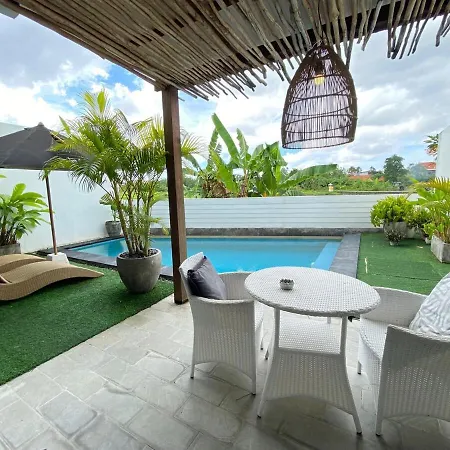 Central Canggu Pool Villa With Spectacular Rice Field Views